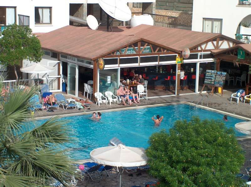 Christabelle Hotel Apartments Ayia Napa Esterno foto