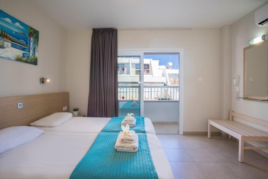 Christabelle Hotel Apartments Ayia Napa Esterno foto